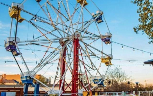 Ferris wheelers shop