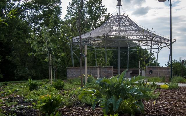 meeting-place-with-garden-in-foreground.jpg