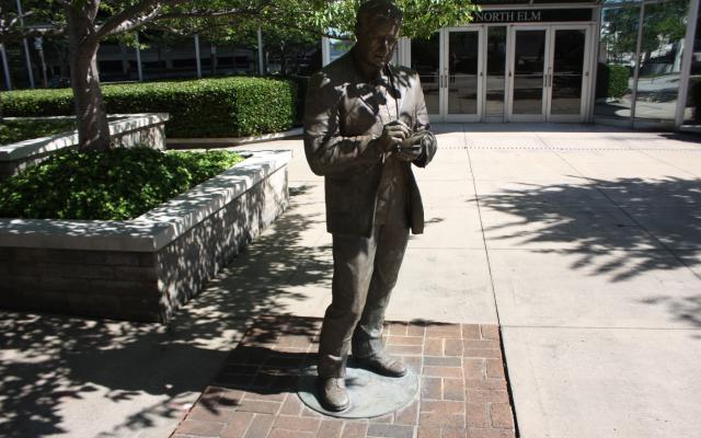 o-henry-statue.jpg