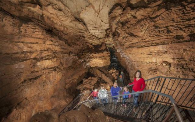 Indiana Caverns
