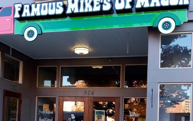 famous mike's