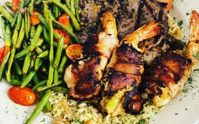 Castaway seafood outlet