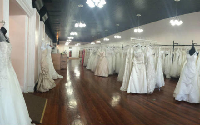 St charles hot sale wedding dress shop