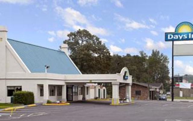 Days Inn - Carmel Church