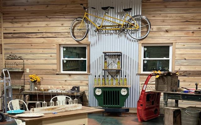 tobacco shed lebanon va Jerroleen's General Store Lebanon's tobacco industry — AP