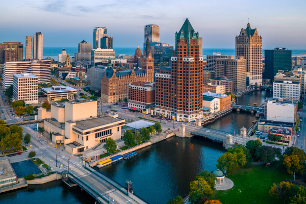 Visit Milwaukee Launches Merchandise, Unveils Sports Milwaukee Logo and Announces 2024 Award Winners