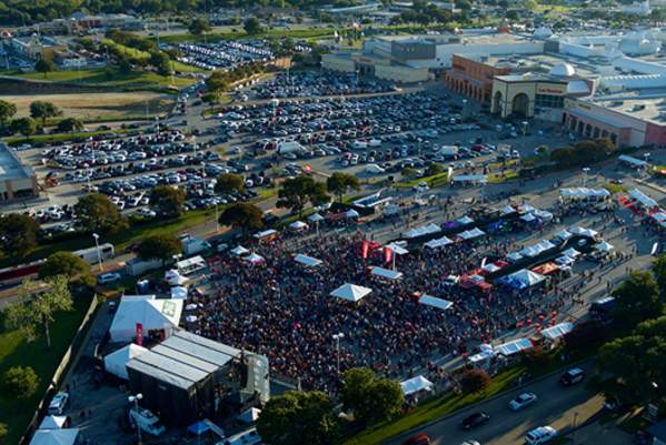 La Gran Plaza de Fort Worth Celebrates 20 Years