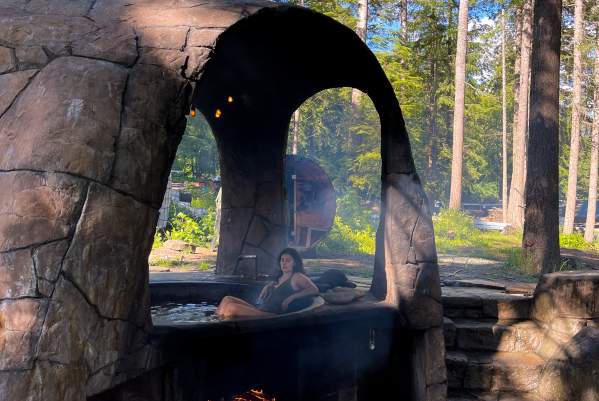 Cannibal Hot Tub at Paradise Village