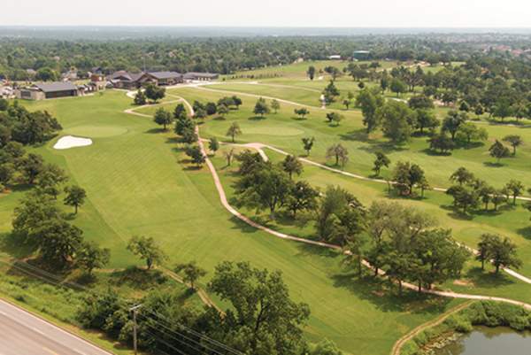 Edmond's KickingBird Golf Attracts Events