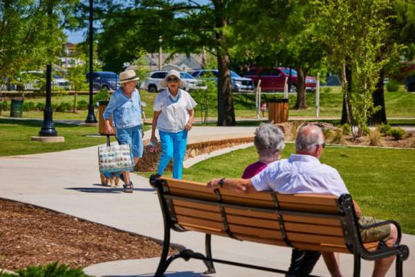 Spring Fun in Edmond: Tulips, Trails & Festivals