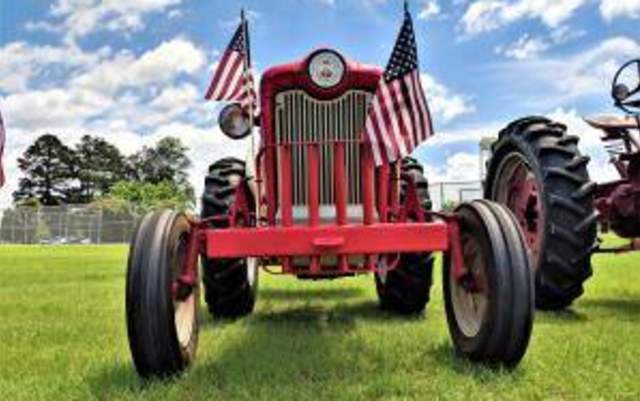 Tractor in Wade