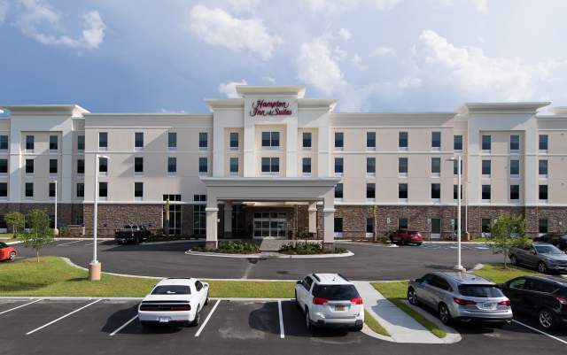 Hampton Inn & Suites Fayetteville I-95