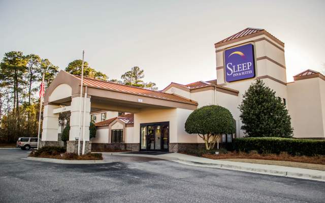 Sleep Inn and Suites - Near Fort Liberty