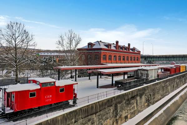 Winter-Train-Station-in-Mountain-Maryland--Allegany-County