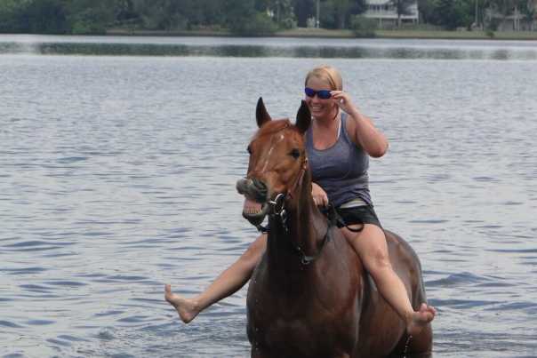 1344542670_horse-surfing-020.jpg.1200.630.rendition