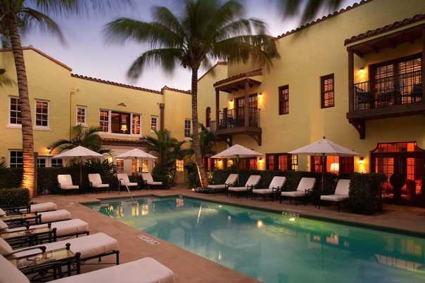 Brazilian-Court-Hotel-Palm-Beach.jpg