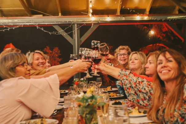 Kai-Kai Farms, Indiantown, diners toasting