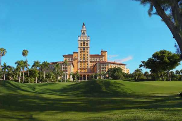 biltmore-hotel-golf-course-colon-photo.JPG