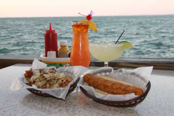 sarasota-dining-photo-Salty-Dog3.JPG