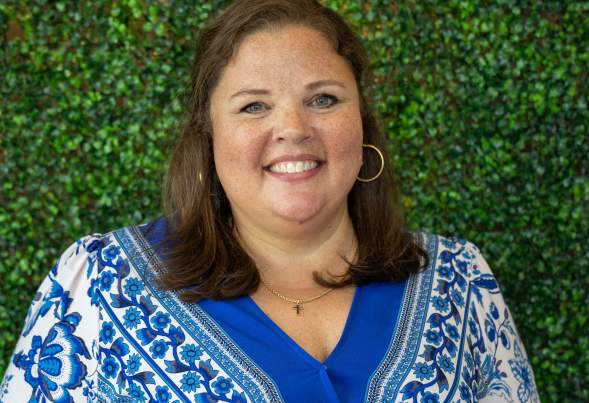 Rachel Whitten Headshot