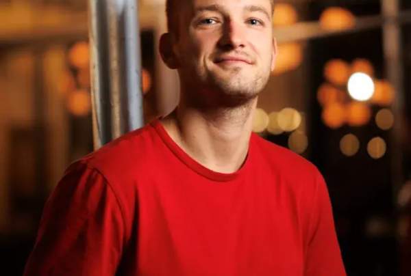 Ari Matti at the Comedy Connection