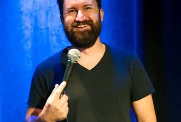 Deric Cahill at Comedy Connection