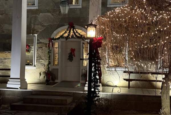 Home for the Holidays Guided History Tours