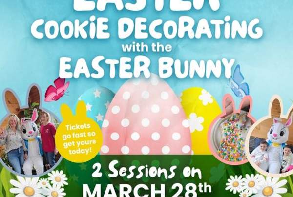 Cookie Decorating with the Easter Bunny