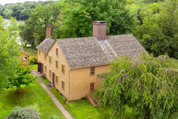 Guided Tours at Smith-Appleby House on Sunday