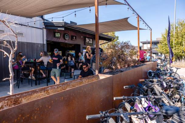 Outdoor Dining & Patios Around Bentonville