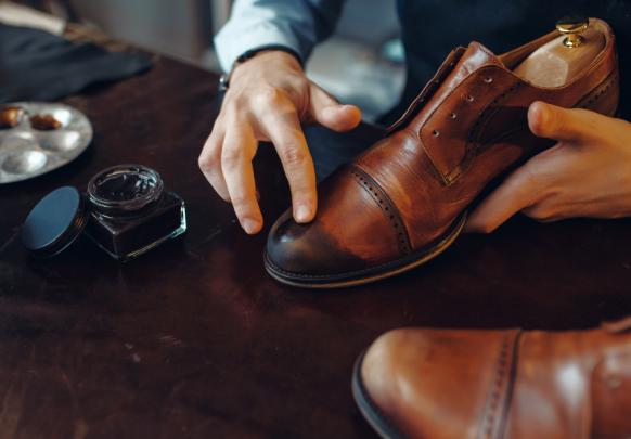 Closest shoe repair near me store
