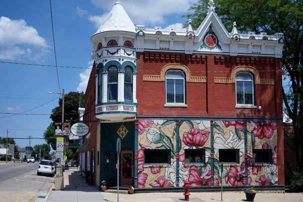 Kringle Building