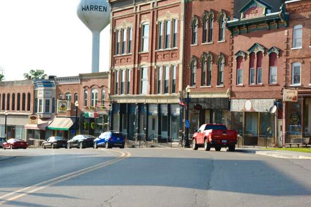 Main Street Warren, IL