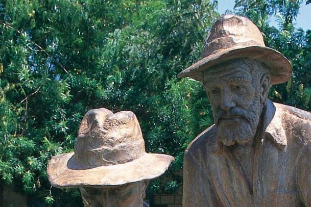 Russian Jack & Jack Jugarie Memorial Statues