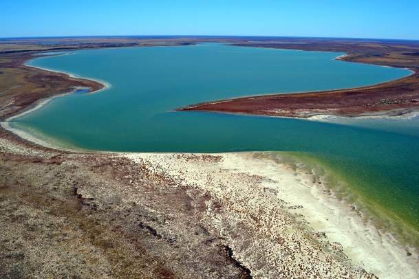 A view of Paruku (Lake Gregory) on the northern edge of the Tanami and Great Sandy deserts.