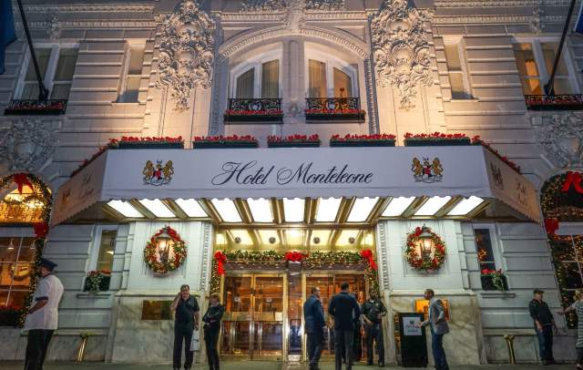 Hotel Monteleone - Holiday