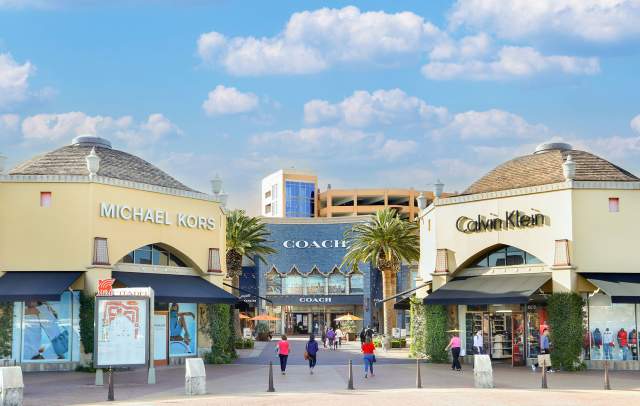 Discount clothing outlets near me hotsell