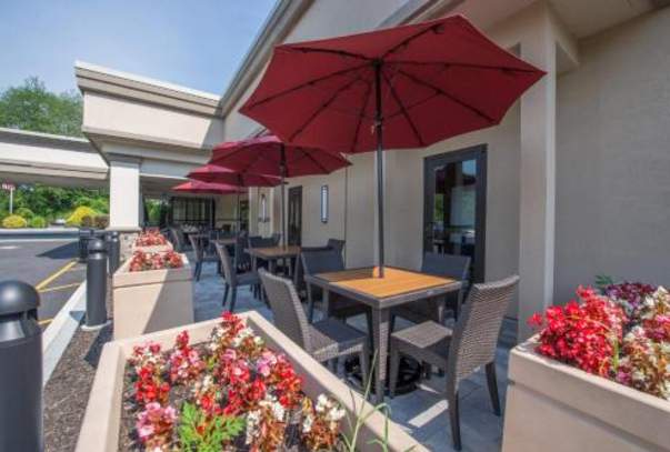 The outdoor seating area of Hotel MTK.