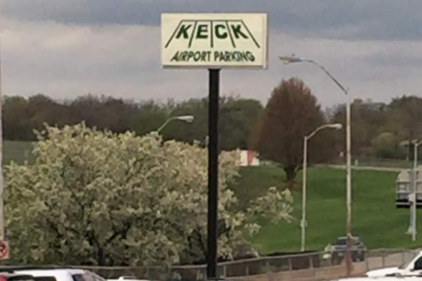 $1 per day off airport parking (14% discount) at Keck Airport Parking