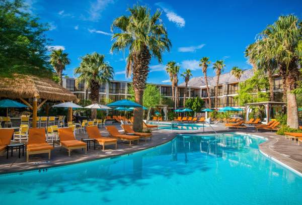 Your Complete Guide to Palm Springs Pool Day Passes