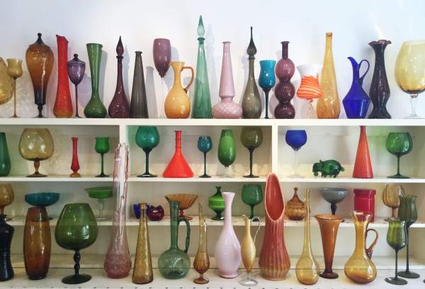 Palm Springs Uptown Design District: Vintage Shopping Guide