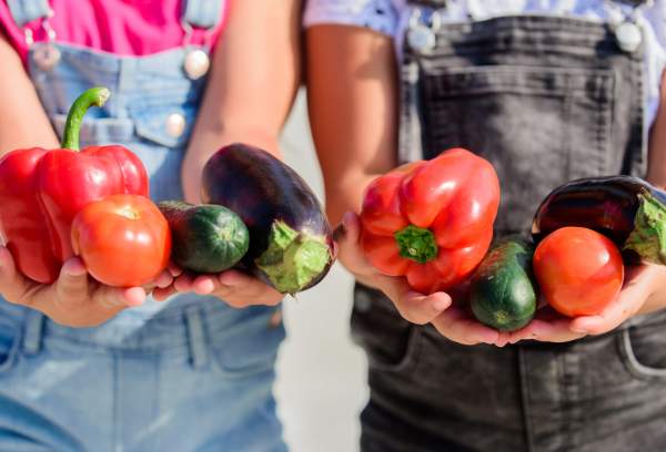 Explore Palm Springs Certified Farmers' Market
