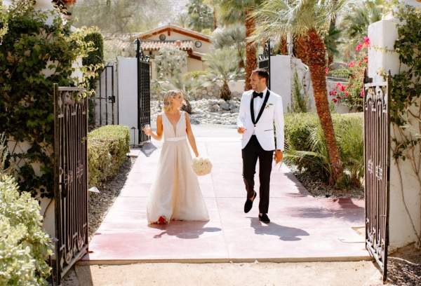 Intimate to Mid-Size Palm Springs Wedding