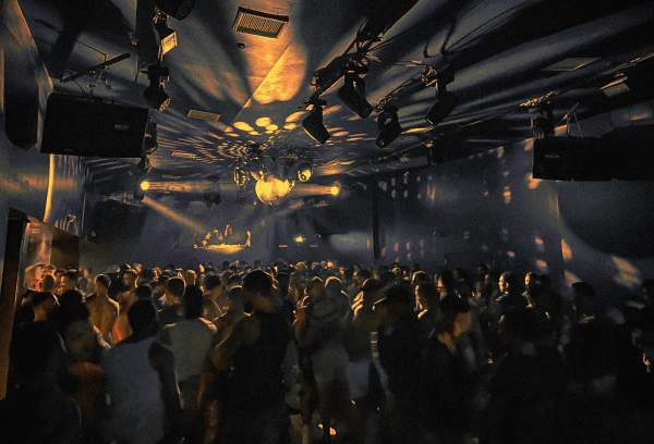 Reforma Palm Springs: A Vibrant Latin-Inspired Dining and Entertainment Experience