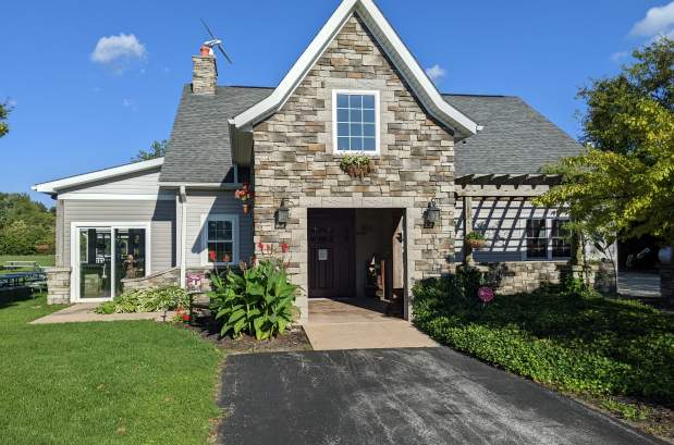 Chateau Winery & Vineyard