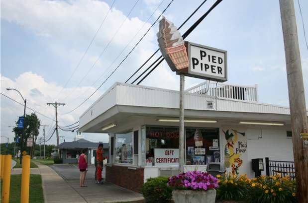 Pied Piper Drive In