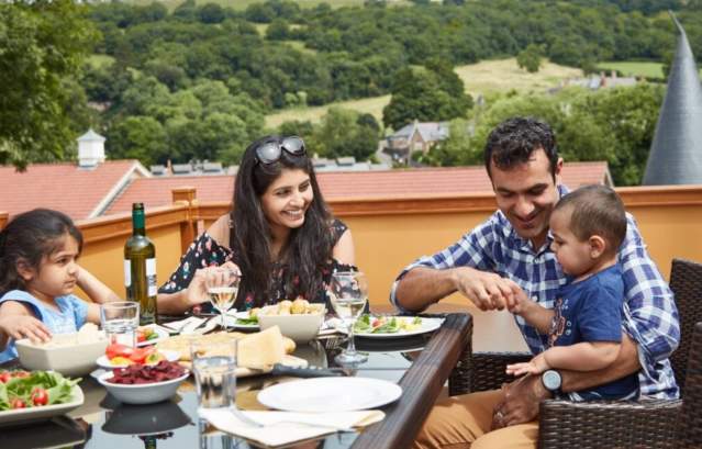 Places to stay with kids in and near Bristol