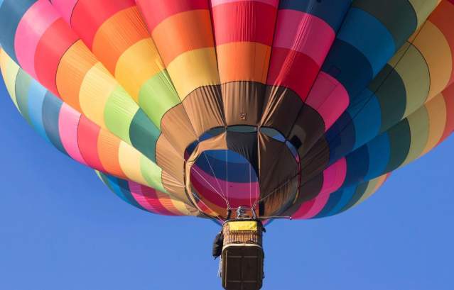 hot air balloon