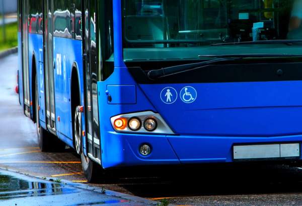 getting here milwaukee county transit system blue bus