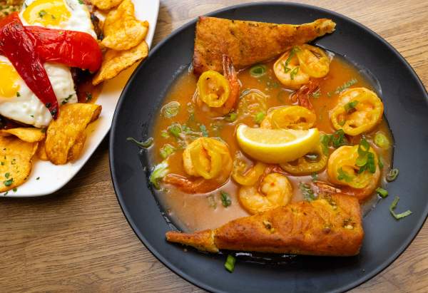 Assados Kitchen & Bar, Glocester